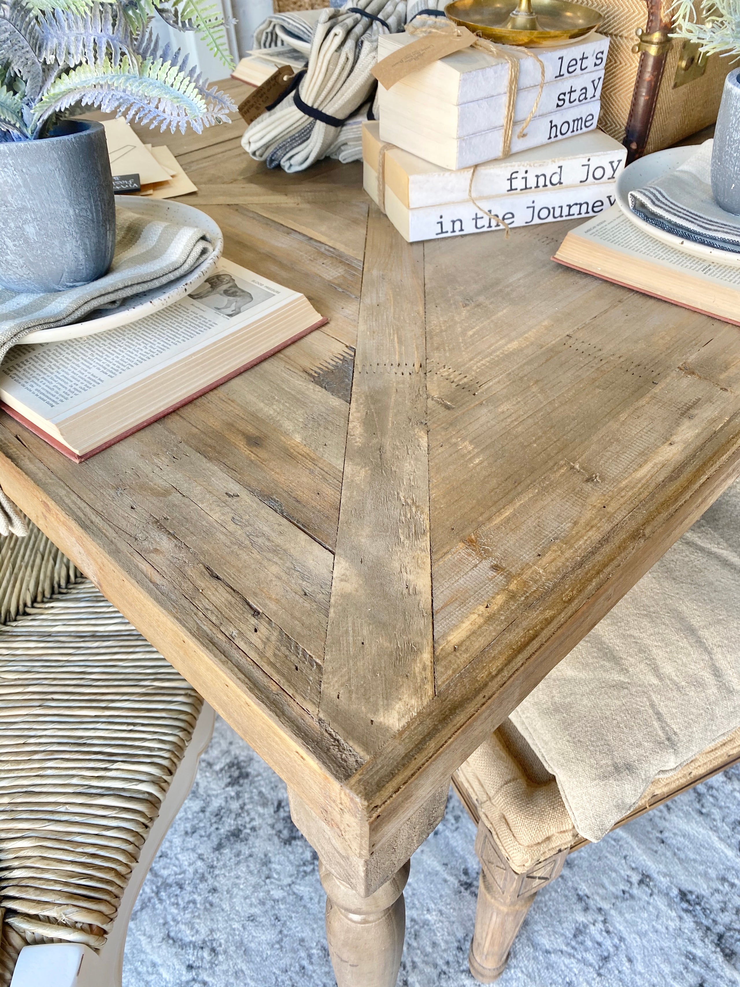 Farmhouse table measurements deals